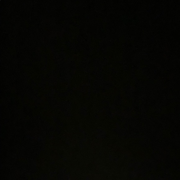 Meet your Posher, Tori - Picture 1 of 1